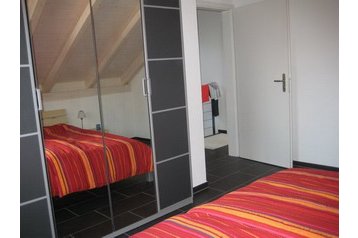 Švica Chata Luzein, Eksterier